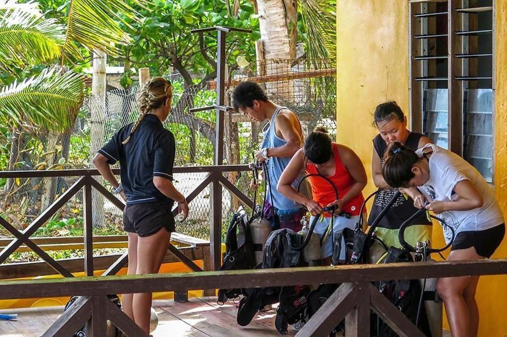 Ratu Kini Dive & Stay Mana Island Luaran gambar