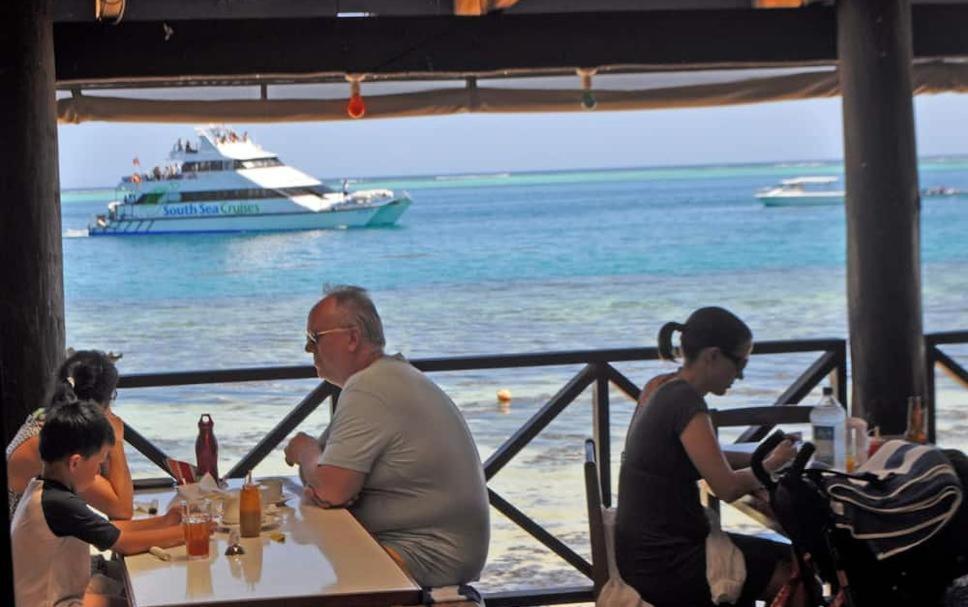 Ratu Kini Dive & Stay Mana Island Luaran gambar